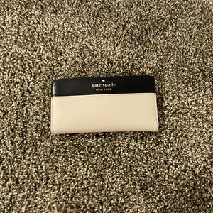 Kate spade staci wallet large